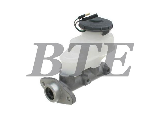 Brake Master Cylinder:46100-S84-A52